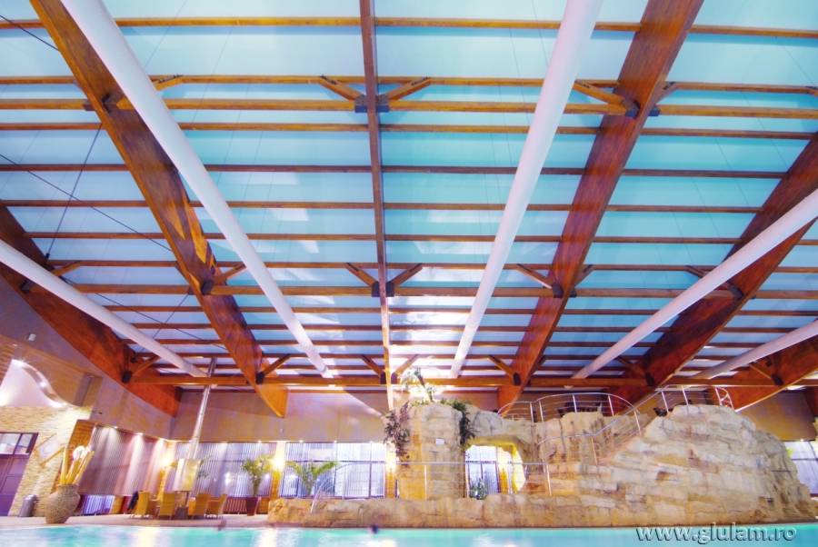 PISCINA HOTEL PRESIDENT